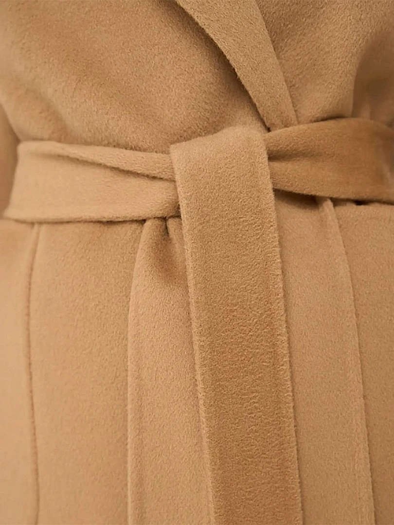 Calvin Camel