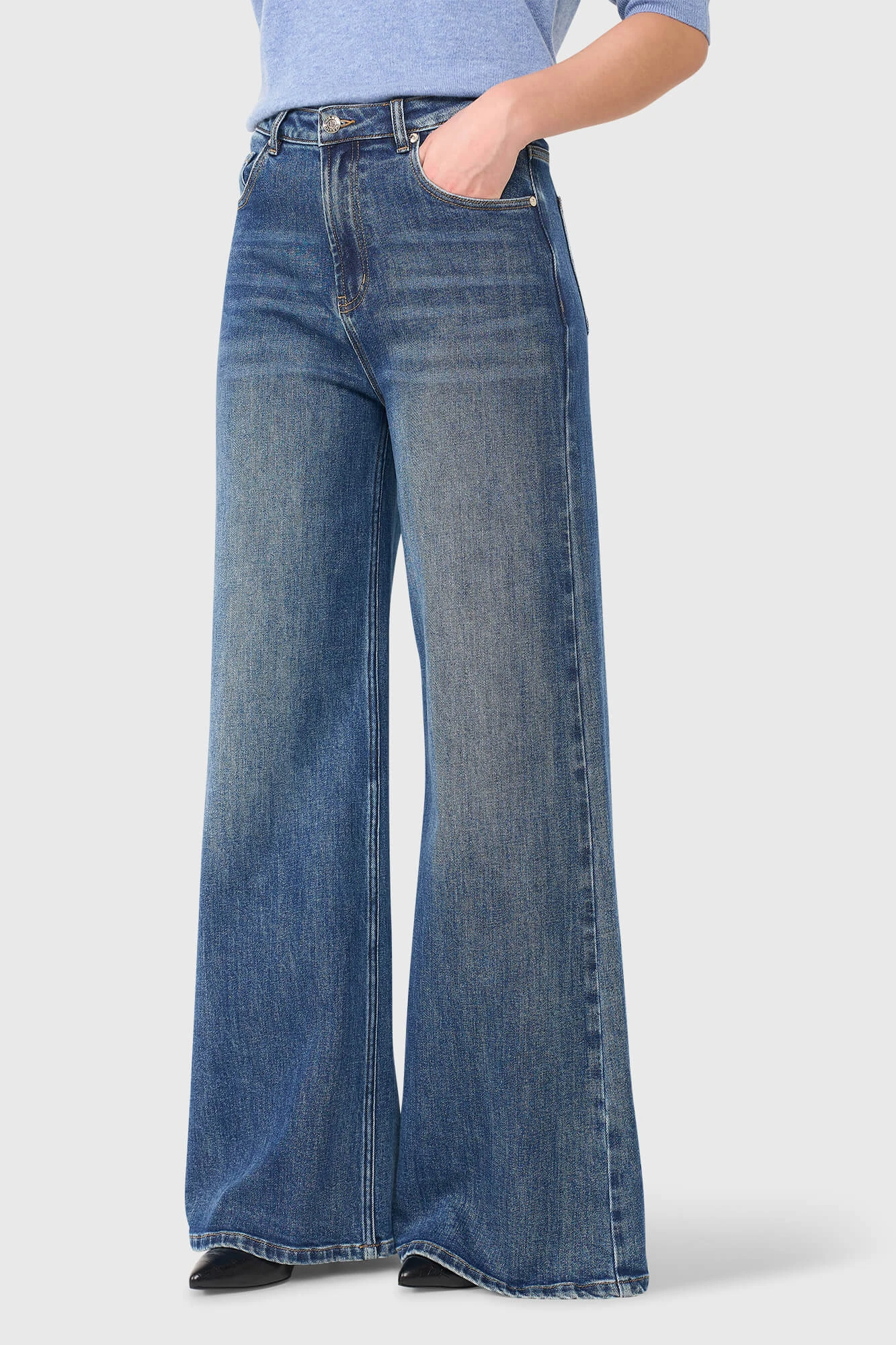 Mason Blauw 214