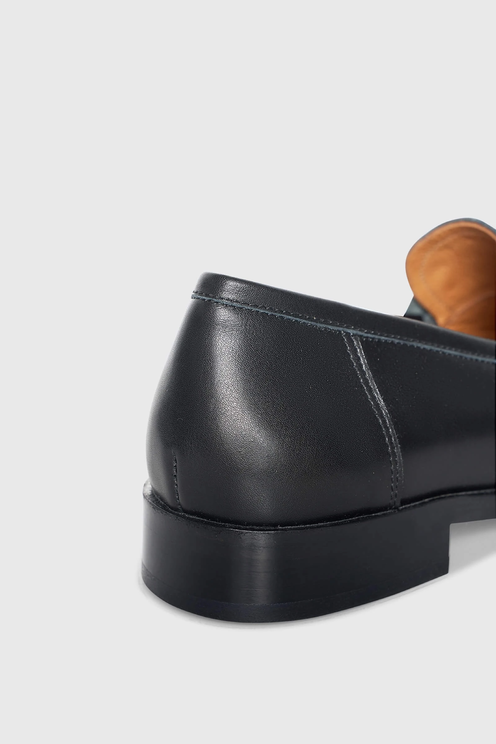 Boy Zwart Goud Studs